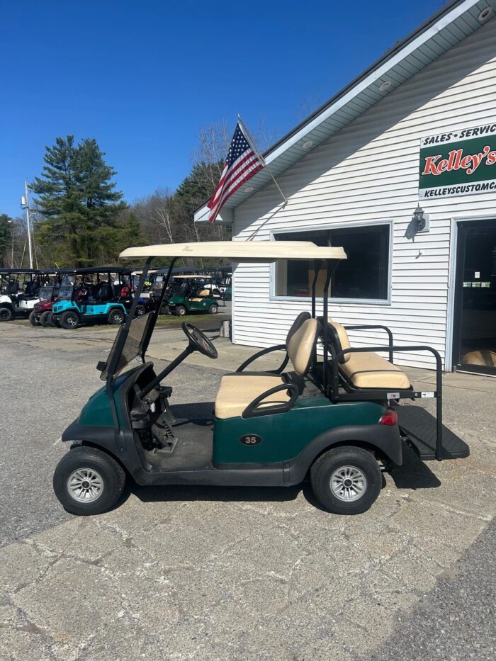 2017 Club Car Precedent Gas - Green - Image 3