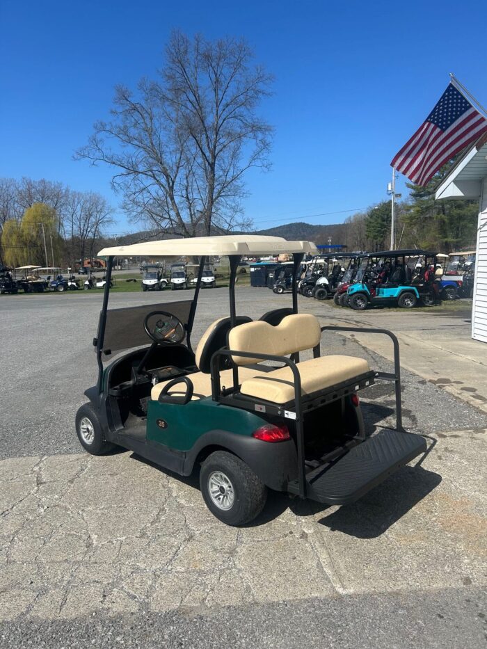 2017 Club Car Precedent Gas - Green - Image 2