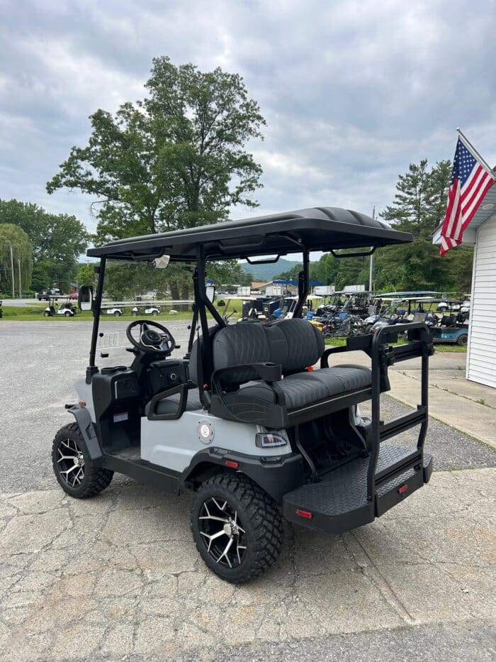 2025 Denago Nomad XL - Gray - Image 3
