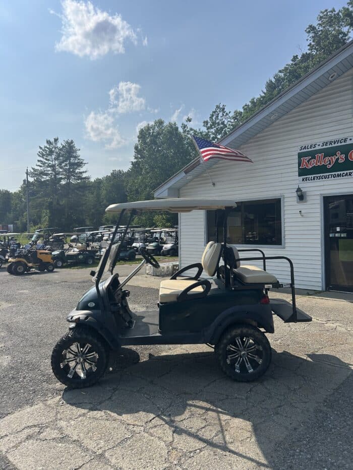 2008 Club Car Precedent Electric - Green - Image 2