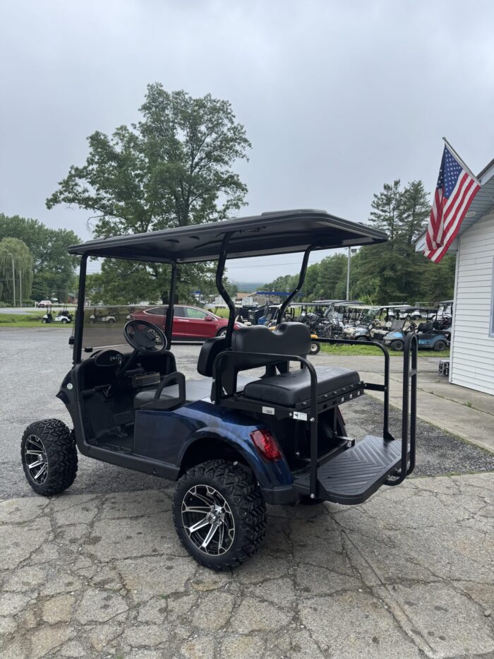 2018 EZ-GO RXV Elite - Blue - Image 3
