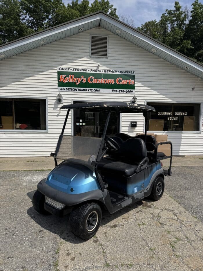 2006 Club Car Precedent Electric - Blue and Black