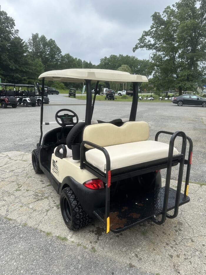 2008 Club Car Precedent Electric - Tan - Image 3