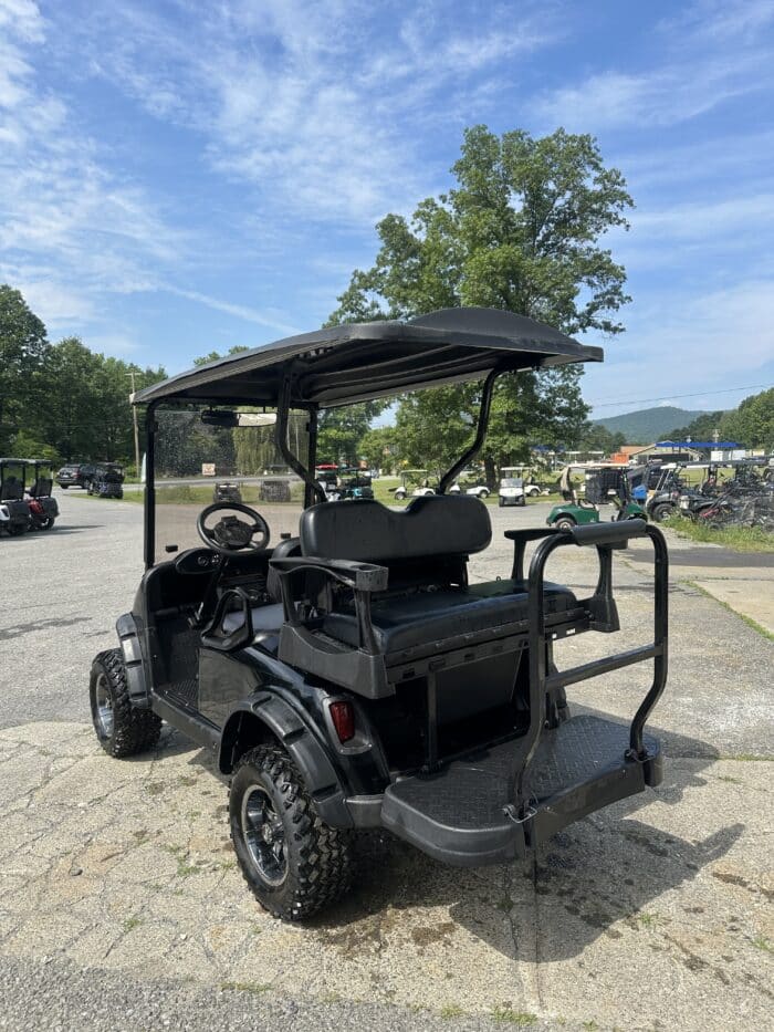 2015 EZ-GO RXV Electric - Black - Image 3