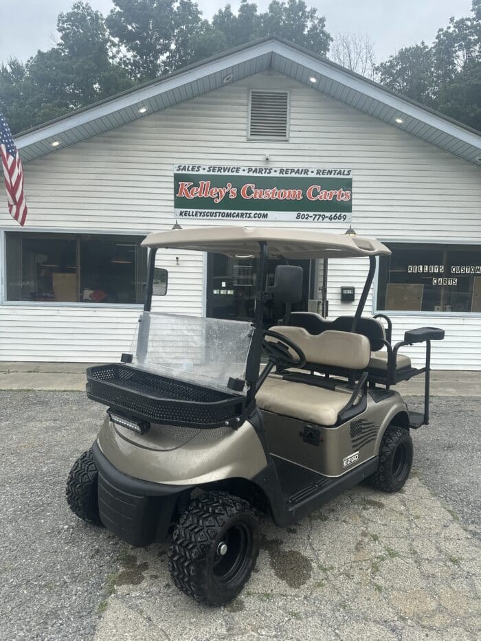 2018 EZ-GO RXV Electric - Gold