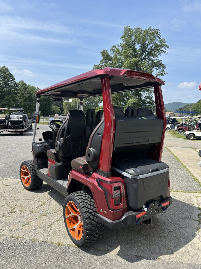 2025 Evolution D-MAX XT4 - Flamenco Red - Image 3