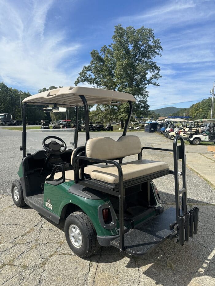 2015 EZ-GO RXV Electric - Green - Image 3