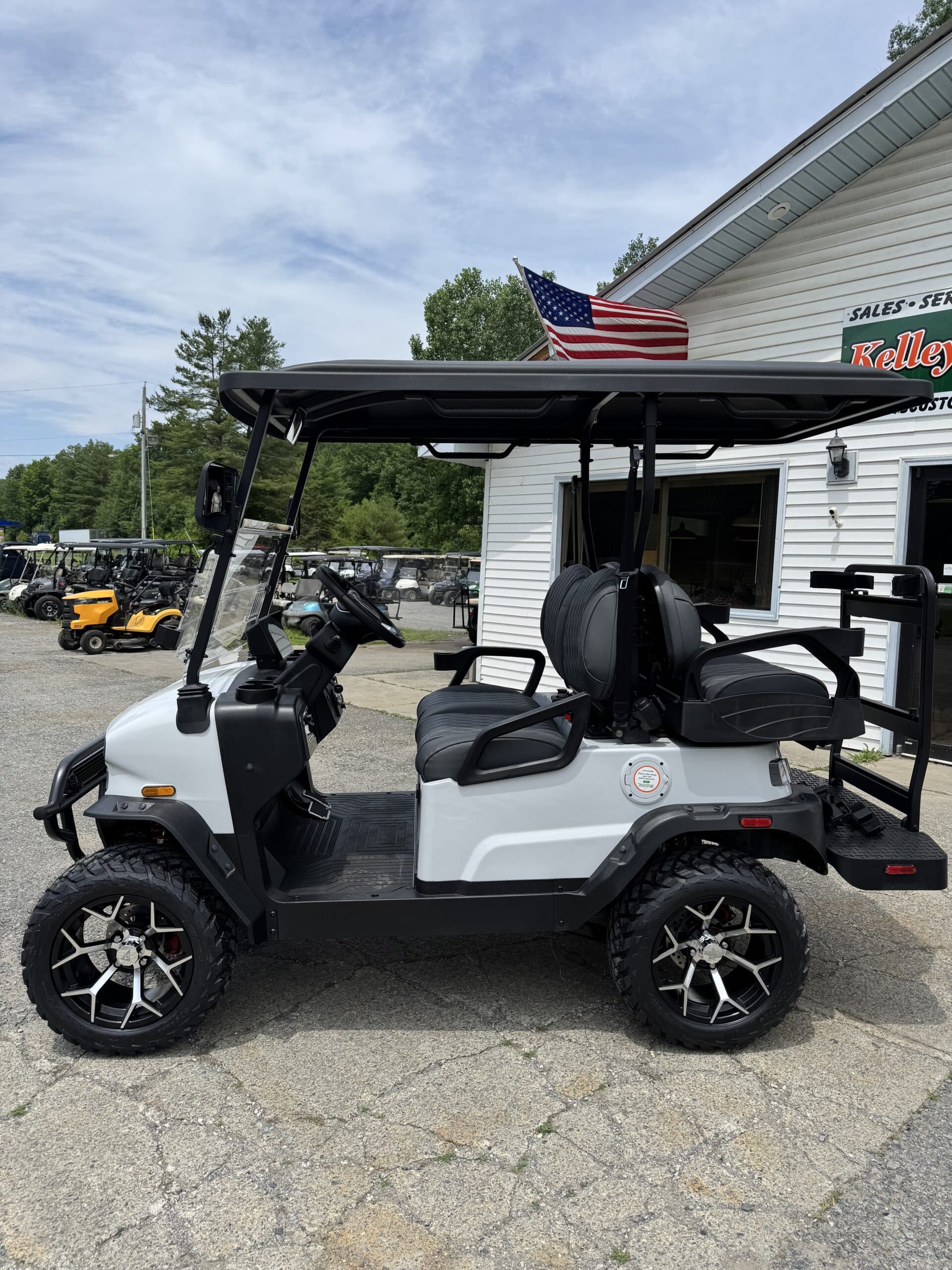 2025 Denago Nomad XL - Used White - Image 2